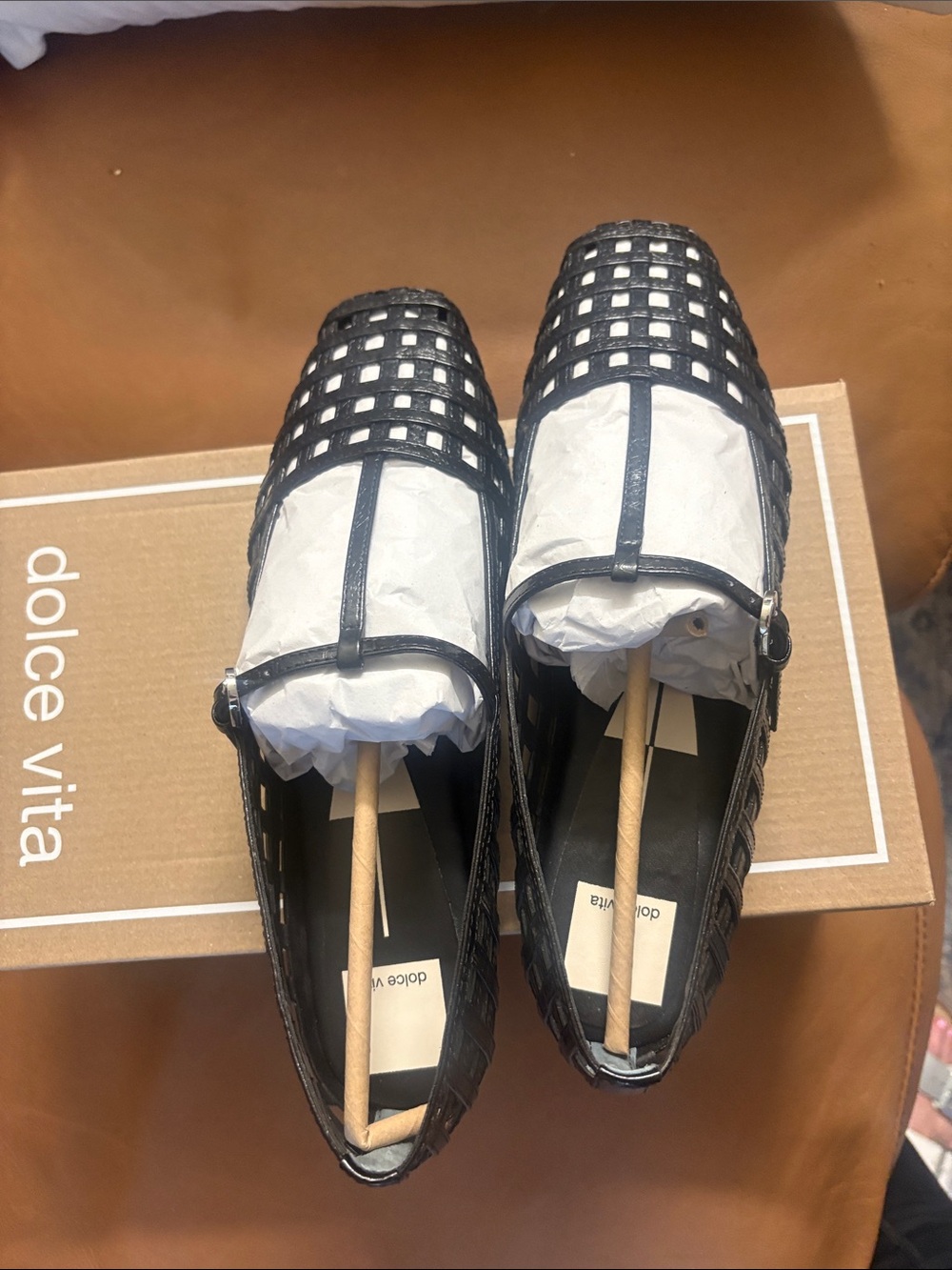 Dolce Vita Rains Black Woven T-Strap Flats Size 9 New in Box - Picture 6 of 9